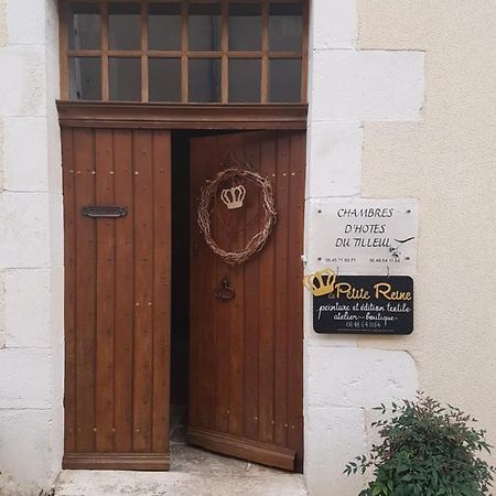 Chambres D'Hotes Du Tilleul Nanteuil-en-Vallee Экстерьер фото