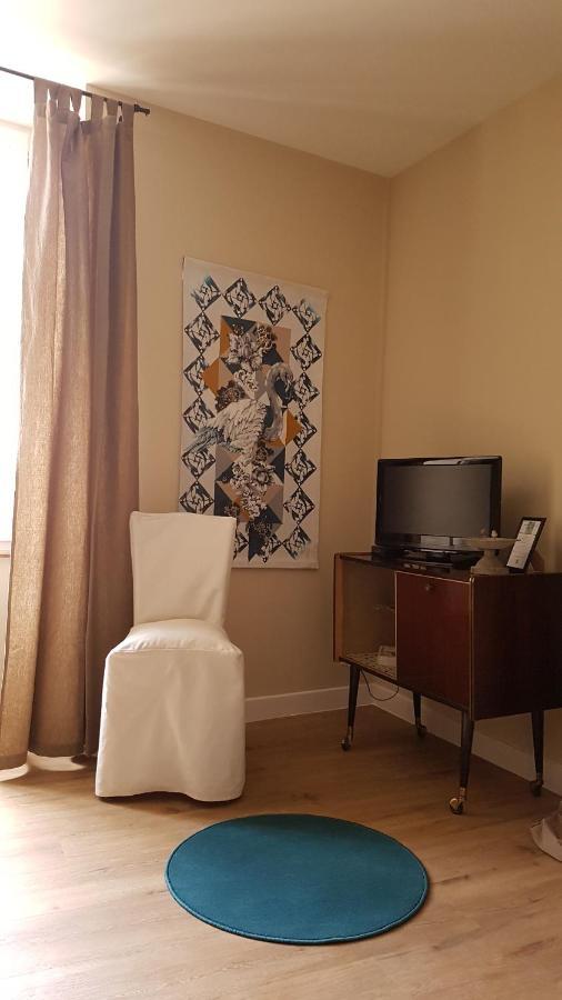 Chambres D'Hotes Du Tilleul Nanteuil-en-Vallee Экстерьер фото